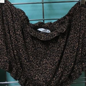 ISO (in search of) American Eagle strapless top